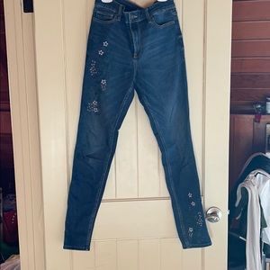 Hollister Embroidered Skinny Jeans